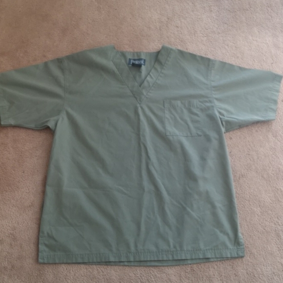 ❤️ Green Scrub Top Med 40 NWOT - Picture 2 of 10